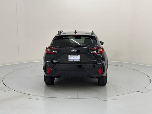 Used 2024 Subaru Crosstrek 2.0i Premium image 5