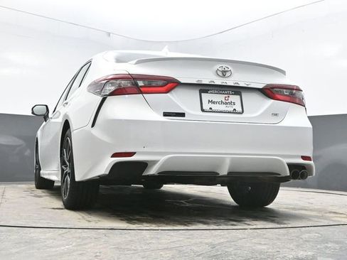 Used 2024 Toyota Camry SE image 29