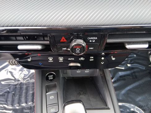 Used 2026 Nissan Kicks SR w/ SR Premium Package AWD/4WD image 17