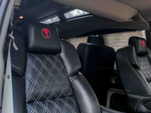 Used 2023 Chevrolet Express 2500 image 69