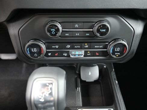 New 2026 Ford Bronco Outer Banks AWD/4WD image 27