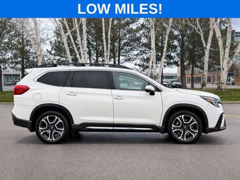 Used 2023 Subaru Ascent Limited image 5