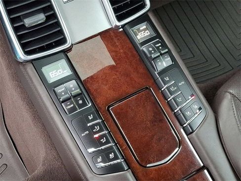 Used 2010 Porsche Panamera Turbo image 25