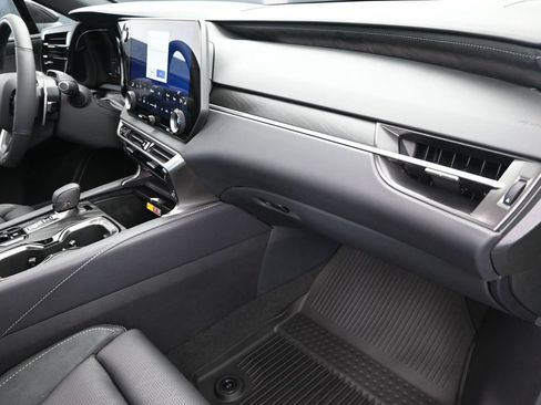 New 2026 Lexus RX 350 FWD image 24