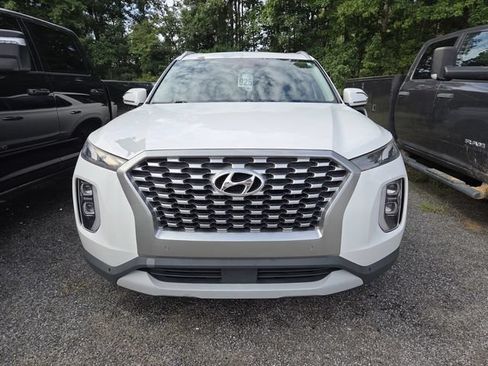 Used 2021 Hyundai Palisade SEL w/ Premium Package FWD image 3