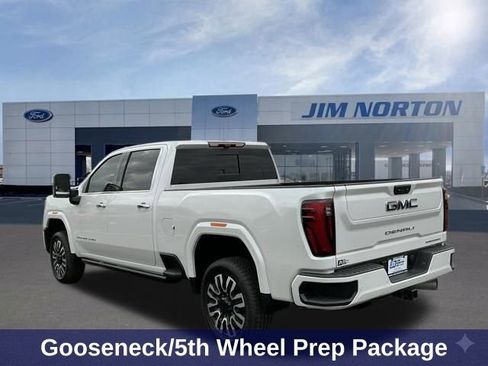 Used 2025 GMC Sierra 2500 Denali Ultimate AWD/4WD image 7