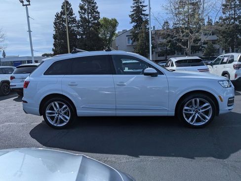 Used 2018 Audi Q7 3.0T Prestige AWD/4WD image 4