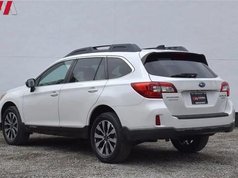 Used 2016 Subaru Outback 2.5i Limited AWD/4WD image 2