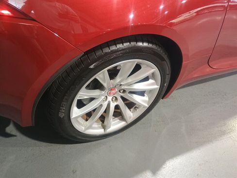 Used 2015 Jaguar F-TYPE Convertible RWD image 50