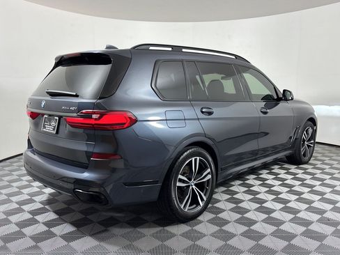 Used 2022 BMW X7 xDrive40i w/ M Sport Package AWD/4WD image 9