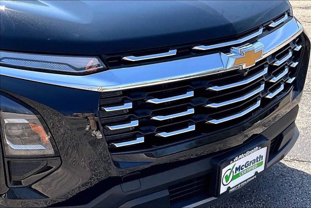 Used 2025 Chevrolet Equinox LT AWD/4WD image 34