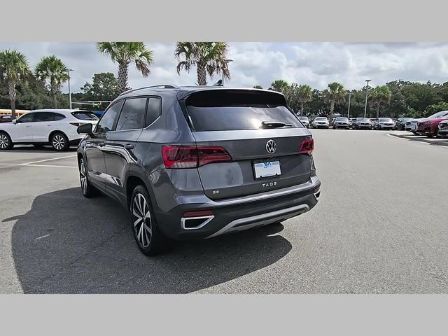 Used 2023 Volkswagen Taos SE w/ Panoramic Sunroof Package FWD image 19