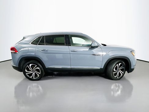 Used 2020 Volkswagen Atlas Cross Sport SEL Premium image 8