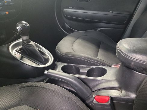 Used 2019 Kia Soul + image 26