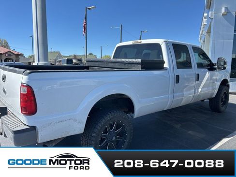 Used 2015 Ford F350 XLT image 2