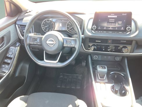 Used 2023 Nissan Rogue S FWD image 11