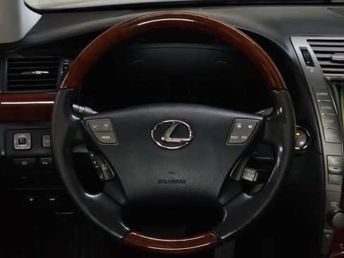 Used 2008 Lexus LS 460 RWD image 27