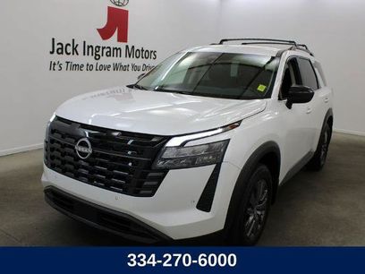 Certified 2026 Nissan Pathfinder SV