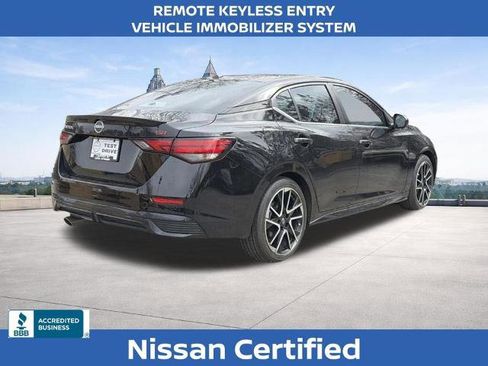 Certified 2025 Nissan Sentra SR image 5