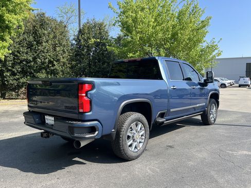 New 2026 Chevrolet Silverado 2500 High Country w/ Technology Package AWD/4WD image 9