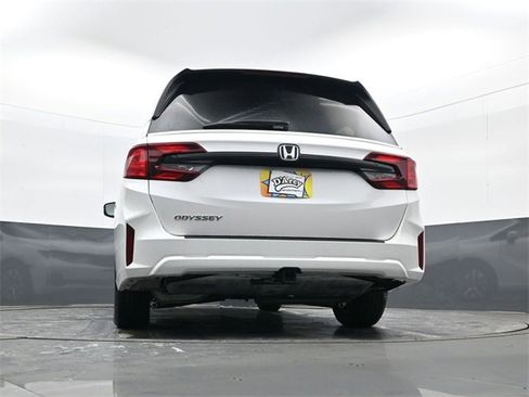 Used 2025 Honda Odyssey EX-L image 28