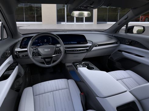 New 2026 Cadillac Lyriq Sport w/ LPO, Floor Liner Package AWD/4WD image 15