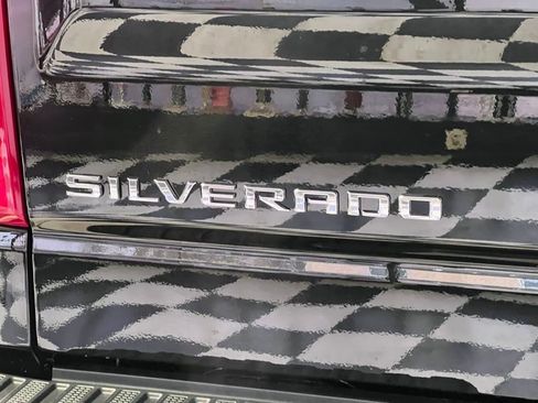 Used 2022 Chevrolet Silverado 1500 LT Trail Boss image 49