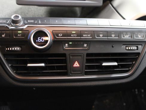 Used 2018 BMW i3 w/ Range Extender image 28
