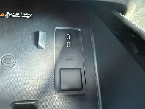 New 2025 Chevrolet Silverado EV RST image 31