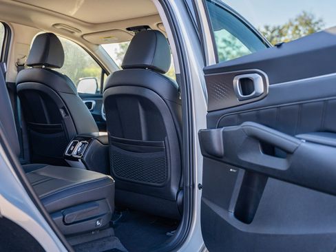 New 2026 Kia Sorento SX FWD image 11