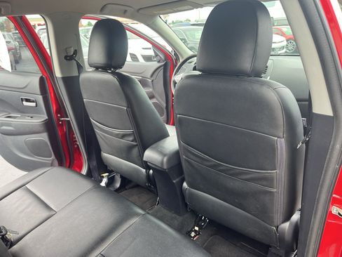 Used 2011 Mitsubishi Outlander Sport ES FWD image 40