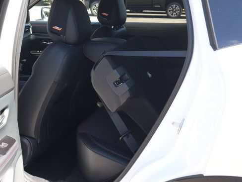 Used 2025 Nissan Kicks SR w/ SR Premium Package FWD image 45