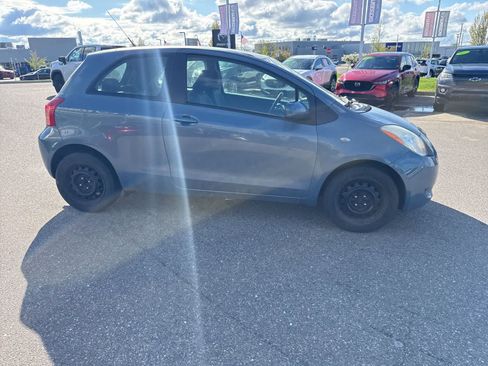 Used 2008 Toyota Yaris 2-Door Hatchback FWD image 4