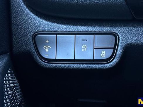 Used 2024 Kia Seltos S image 33