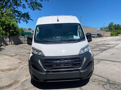 Used 2023 RAM ProMaster 2500 w/ Interior LED Lighting Group FWD image 8