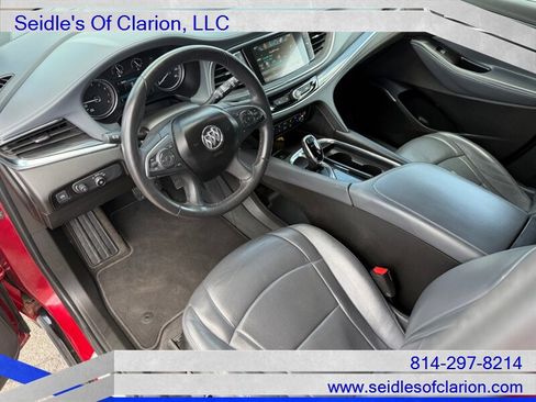 Used 2018 Buick Enclave Essence AWD/4WD image 10