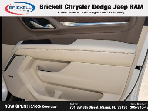 Used 2021 GMC Yukon Denali w/ Denali Premium Package image 13