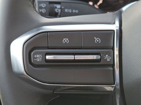 New 2026 GMC Canyon Elevation w/ Convenience Package image 12