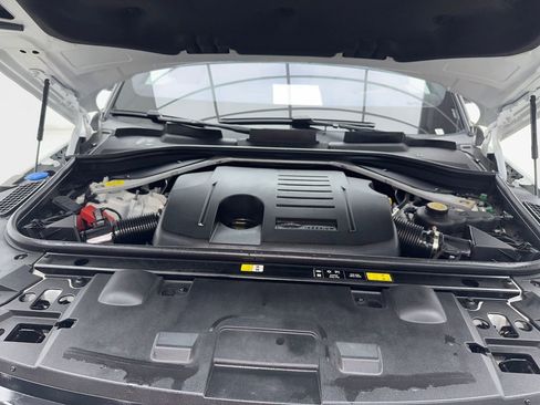 Used 2023 Land Rover Range Rover Sport SE Dynamic image 13