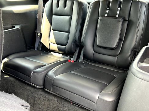 Used 2014 Ford Explorer Limited image 20