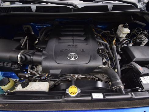 Used 2016 Toyota Tundra SR5 image 27