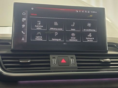 Certified 2025 Audi Q5 2.0T Premium Plus image 15