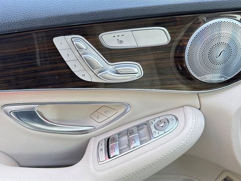 Used 2020 Mercedes-Benz C 300 Sedan image 14