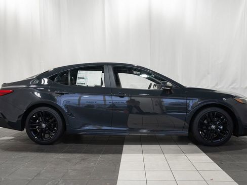 New 2026 Toyota Camry SE image 3