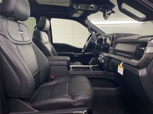 New 2026 Ford F250 Platinum image 28