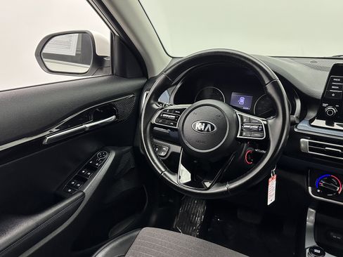 Used 2021 Kia Seltos S image 23