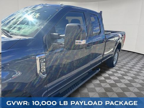 Used 2020 Ford F250 XL w/ STX Appearance Package AWD/4WD image 12