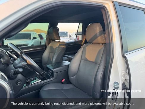 Used 2020 Lexus GX 460 Premium AWD/4WD image 11