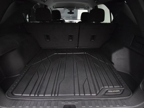 Used 2023 Chevrolet Equinox LT AWD/4WD image 30