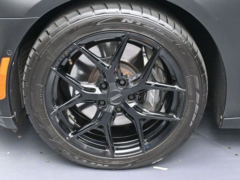 Used 2019 Cadillac CT6 V w/ Driver Assist Package image 35